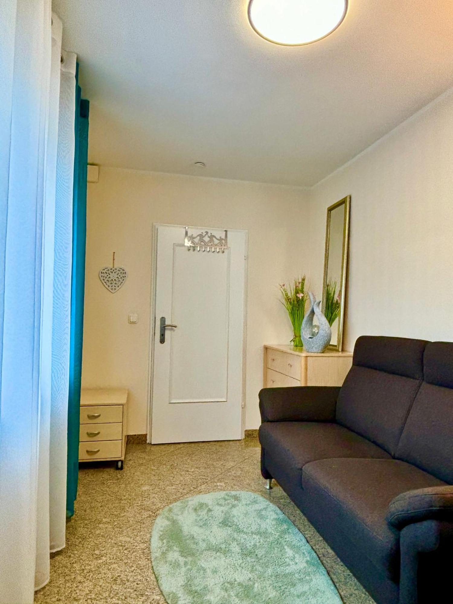 Wolkenzimmer Mit 140 Cm Bett Im Erdgeschoss Seligenstadt Zewnętrze zdjęcie